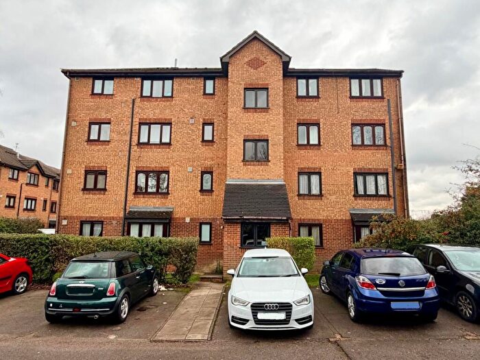 1 Bedroom Flat For Sale In Pempath Place, Wembley, Greater London, HA9