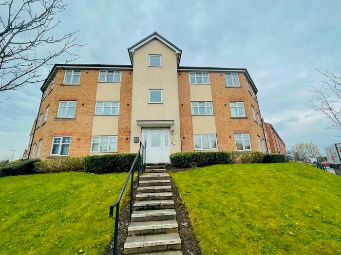 2 Bedroom Apartment To Rent In Birmingham Road, Oldbury, B69