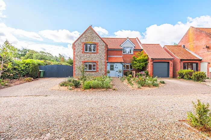 3 Bedroom Detached House For Sale In Cricketers Close, Wood Norton, Dereham, NR20