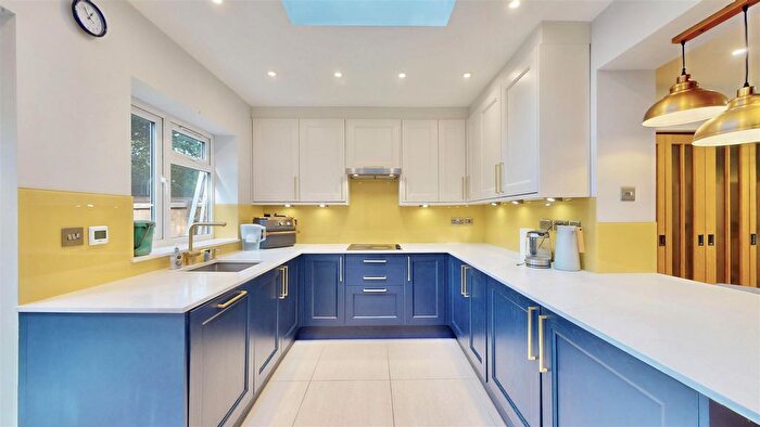 3 Bedroom Property To Rent In Spencer Road, Osterley, Isleworth, TW7