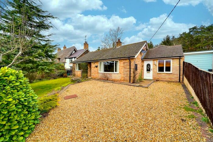 4 Bedroom Detached Bungalow To Rent In Church Street, Hargrave, NN9