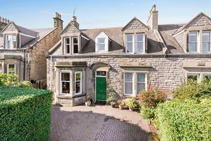 4 Bedroom Semi Detached House For Sale In Kirk Brae, Liberton, Edinburgh, EH16