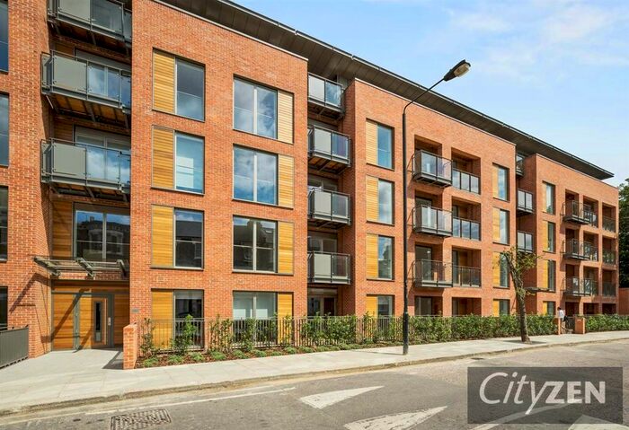 3 Bedroom Flat For Sale In Beaufort Court, Maygrove Road, London, NW6