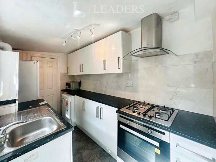 1 Bedroom Terraced House To Rent In Room, George Road, B29