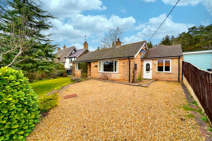4 Bedroom Detached Bungalow To Rent In Church Street, Hargrave, Wellingborough, NN9