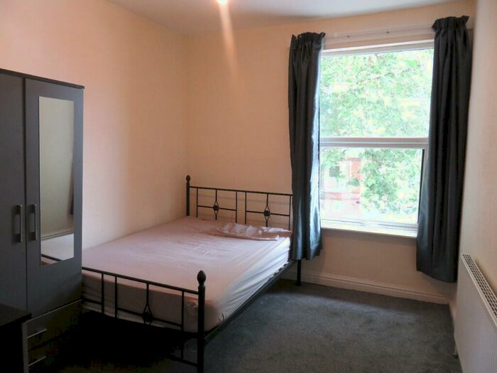 2 Bedroom Flat To Rent In Gregory Boulevard, Nottingham, Nottinghamshire, NG7