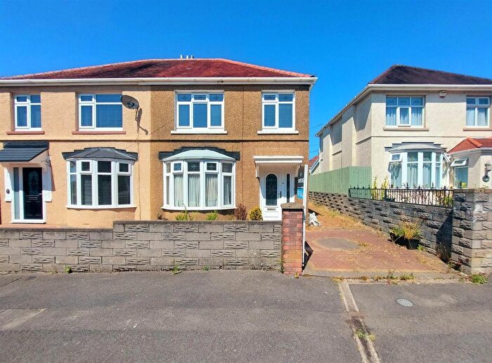 3 Bedroom Semi Detached House For Sale In Swansea Road, Gorseinon, Swansea, SA4