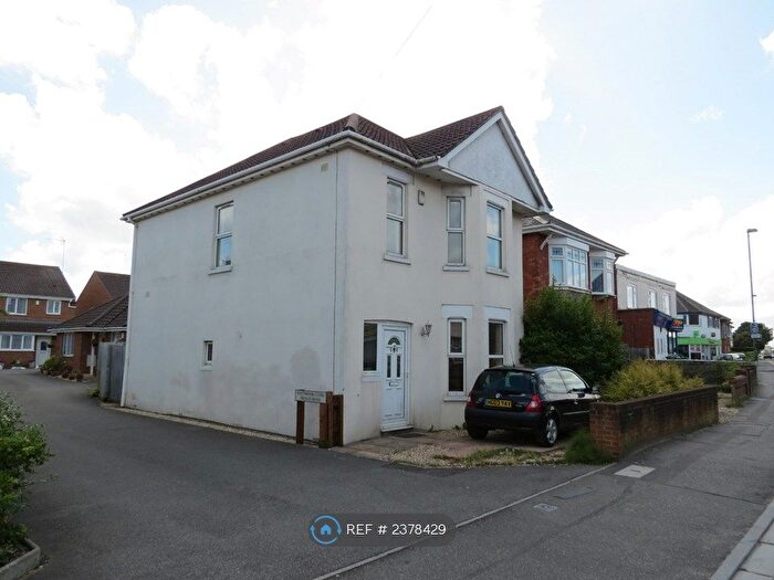4 Bedroom Detached House To Rent In Columbia Road, Bournemouth, BH10