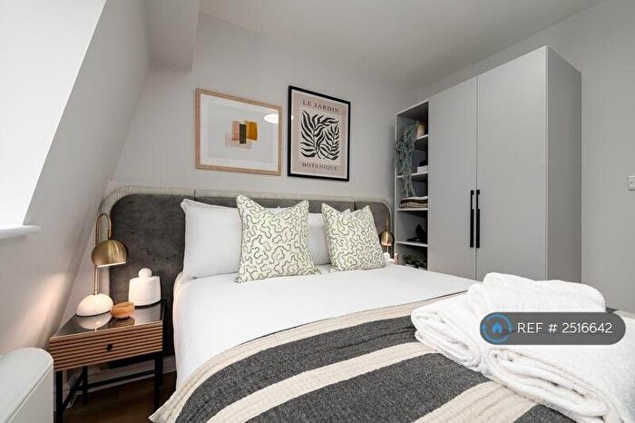 2 Bedroom Flat To Rent In Park Street, Bristol, BS1