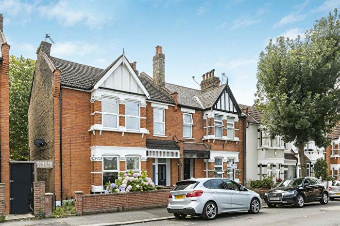 1 Bedroom Flat To Rent In Fulready Road, Leyton, London, E10