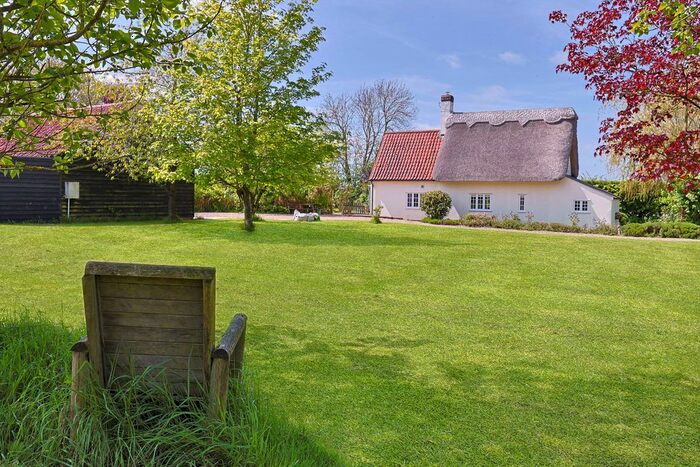 3 Bedroom Detached House For Sale In Cardinals Green, Horseheath, Cambridge, CB21