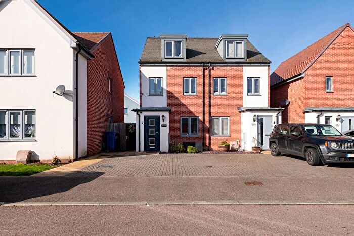 3 Bedroom Semi-Detached House For Sale In Faraday Drive, Minster On Sea, Kent, ME12