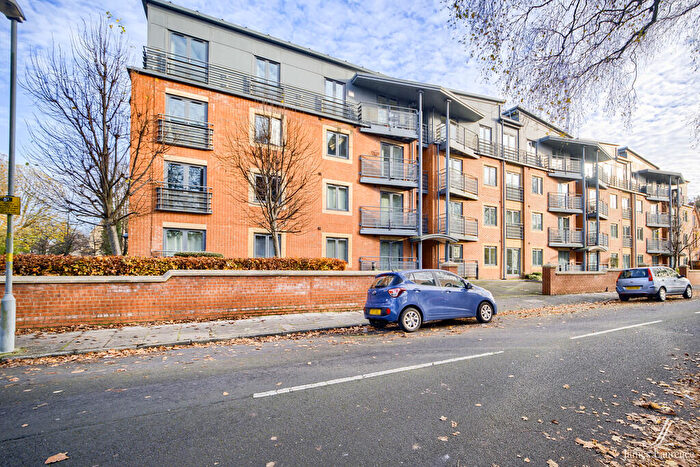 1 Bedroom Apartment To Rent In Spire Court, Manor Road, Edgbaston, B16