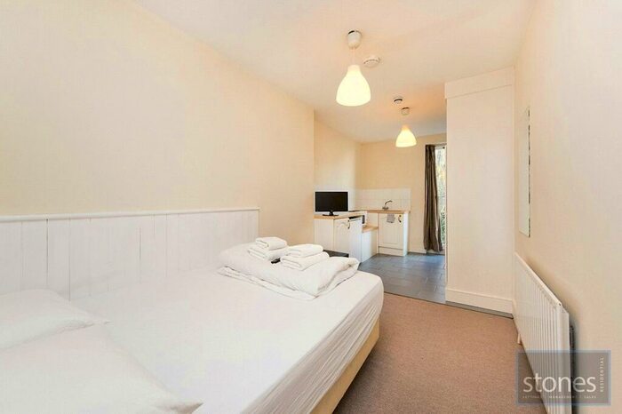 Apartment To Rent In Belsize Park, London, NW3