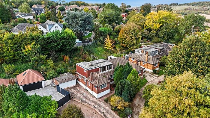 3 Bedroom Bungalow For Sale In Spekes Road, Hempstead, ME7