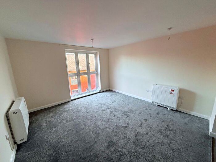 2 Bedroom Flat To Rent In Short Stairs, Nottingham, NG1