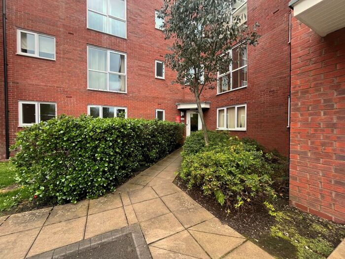 2 Bedroom Apartment To Rent In Springmeadow Road, Birmingham, B15
