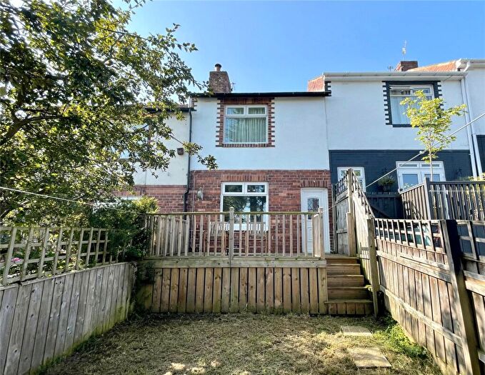 2 Bedroom Terraced House To Rent In Holly Avenue, Winlaton Mill, NE21