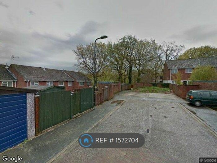 3 Bedroom Semi-Detached House To Rent In Tickleford Drive, Southampton, SO19