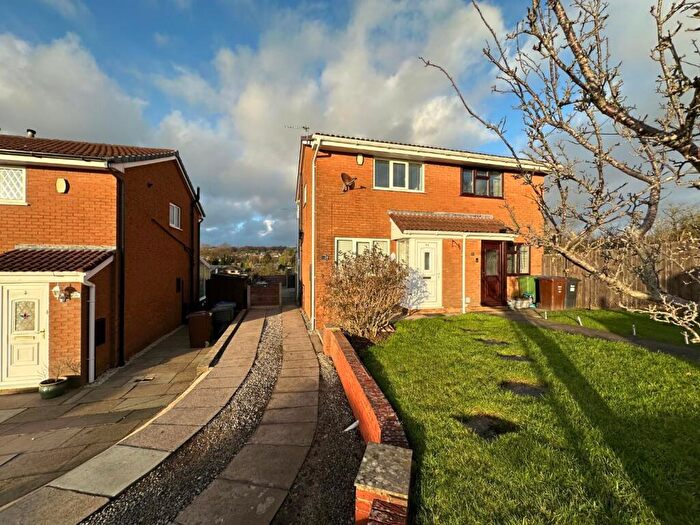 2 Bedroom Semi-Detached House To Rent In Cornfield Close, Limefield, Bury, BL9