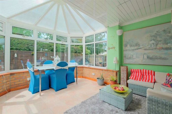 5 Bedroom Detached House For Sale In Hawthorn Gardens, Larkhall, ML9