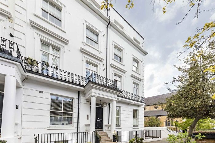 1 Bedroom Flat To Rent In Earls Court Road, Kensington, W8