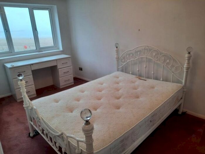 2 Bedroom Property To Rent In Ocean Crescent, Maritime Quarter, Swansea SA1