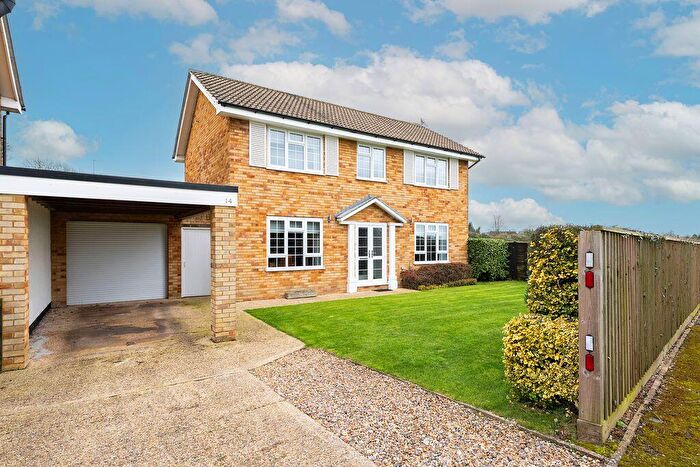4 Bedroom Detached House For Sale In Netherby Close, Tring, HP23