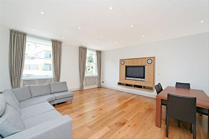 2 Bedroom Flat To Rent In Kensington Gardens Square, Notting Hill, W2