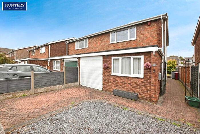 3 Bedroom Semi-Detached House To Rent In Byfield Road, Scunthorpe, DN17