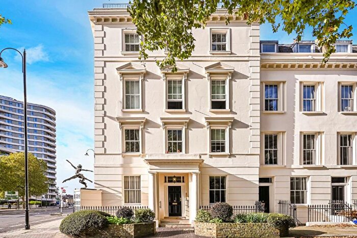 2 Bedroom Flat To Rent In Millbank, London, SW1P