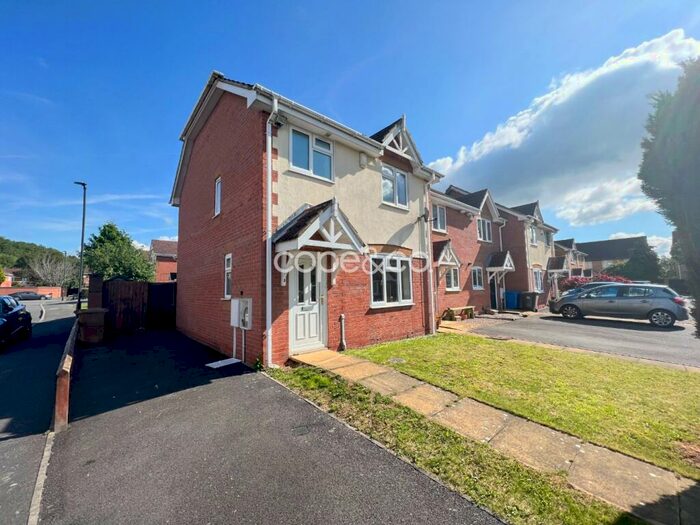 3 Bedroom End Of Terrace House To Rent In Meadow Brook Close, Littleover, Derby, Derbyshire, DE23