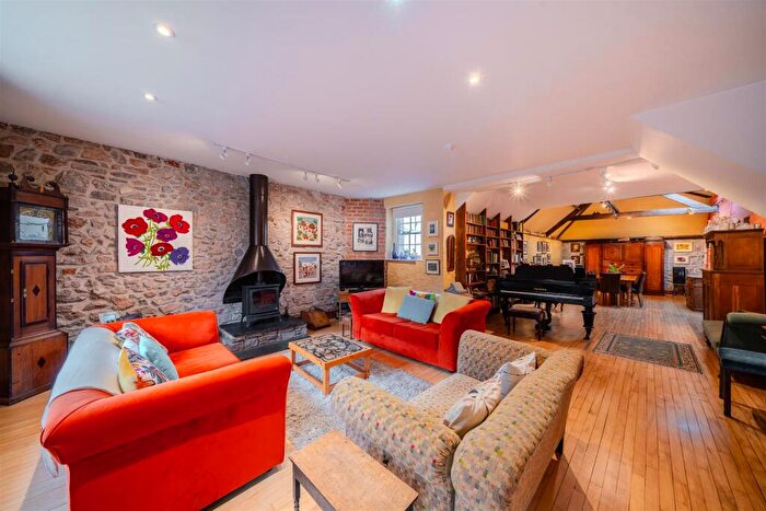 3 Bedroom House For Sale In Sion Lane, Clifton, Bristol, BS8