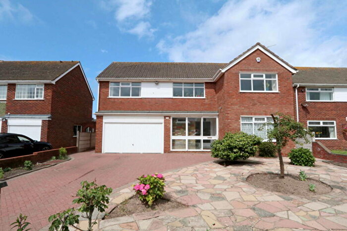 4 Bedroom Detached House For Sale In Upton Avenue, Ainsdale, Southport, PR8