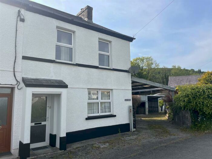 3 Bedroom House For Sale In Crugybar, Llanwrda, SA19