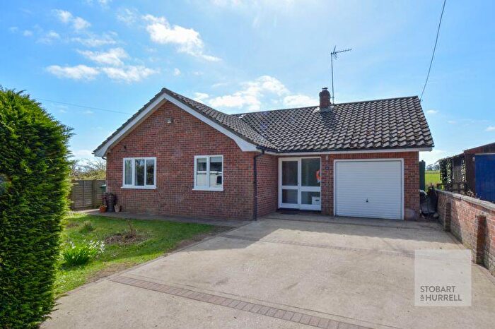 3 Bedroom Detached Bungalow For Sale In The Green, Surlingham, Norfolk, NR14