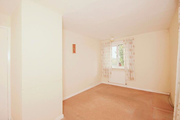 2 Bedroom Semi-Detached House For Sale In Slack Lane, Heath, Chesterfield, Derbyshire, S44