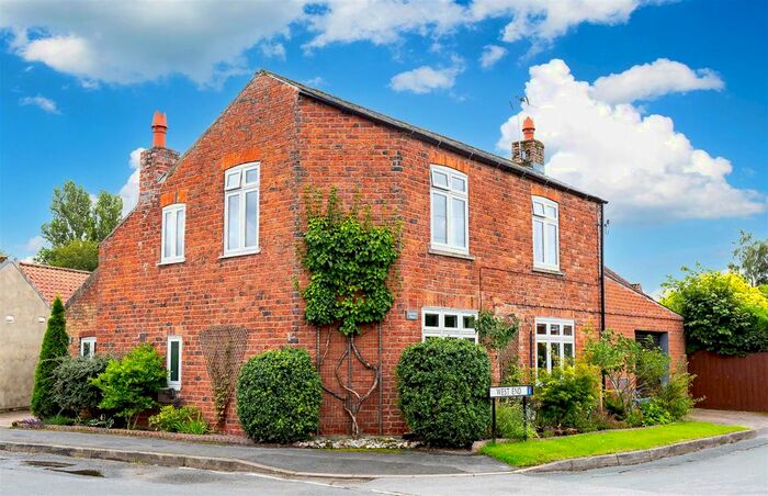 3 Bedroom Cottage For Sale In Church Lane, Seaton Ross, York, YO42