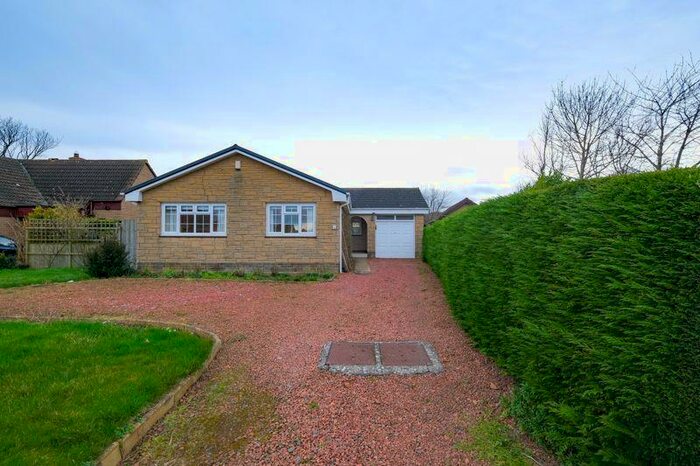 3 Bedroom Bungalow For Sale In Watershaugh Close, Warkworth, NE65