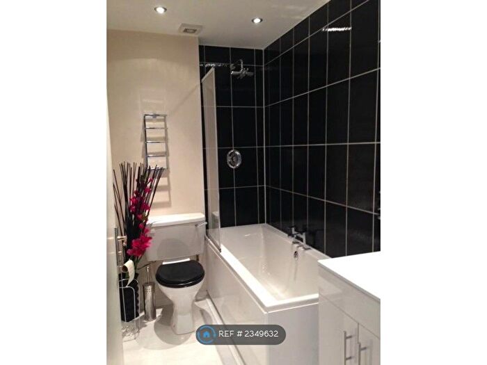 1 Bedroom Flat To Rent In Clifford Road, Grays, RM16