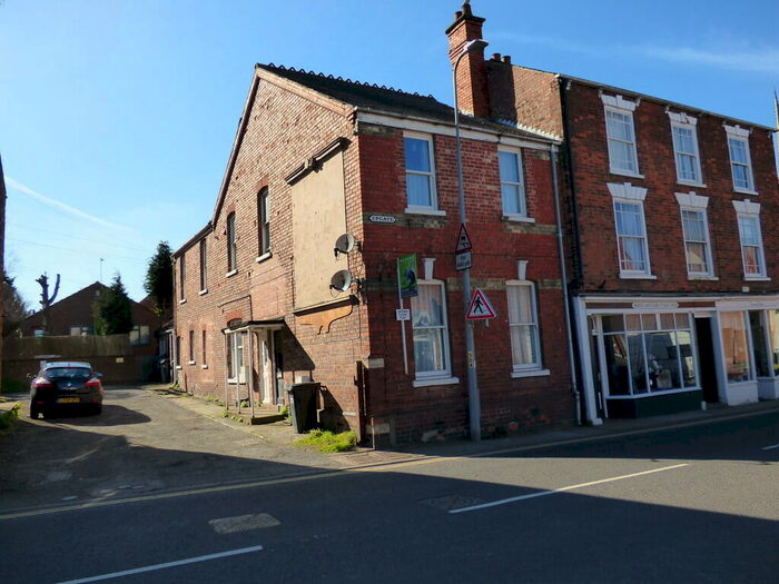 2 Bedroom Flat To Rent In Upgate, Louth, LN11