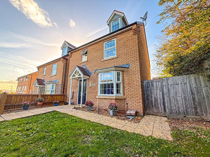 4 Bedroom Detached House For Sale In Sellicks Road, Monkton Heathfield, Taunton, TA2