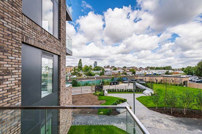 1 Bedroom Flat To Rent In Cherry Orchard Road, Croydon, CR0