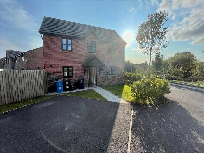 3 Bedroom Semi-Detached House To Rent In Spring Valley Way, Failsworth, Greater Manchester, M35