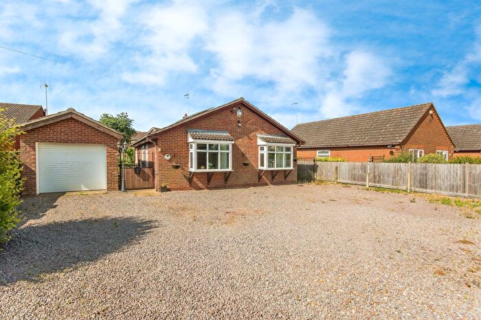 3 Bedroom Detached Bungalow For Sale In Church Road, Emneth, Wisbech, PE14