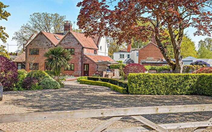 5 Bedroom Detached House For Sale In Mill Road, Horstead, Norwich, Norfolk, NR12