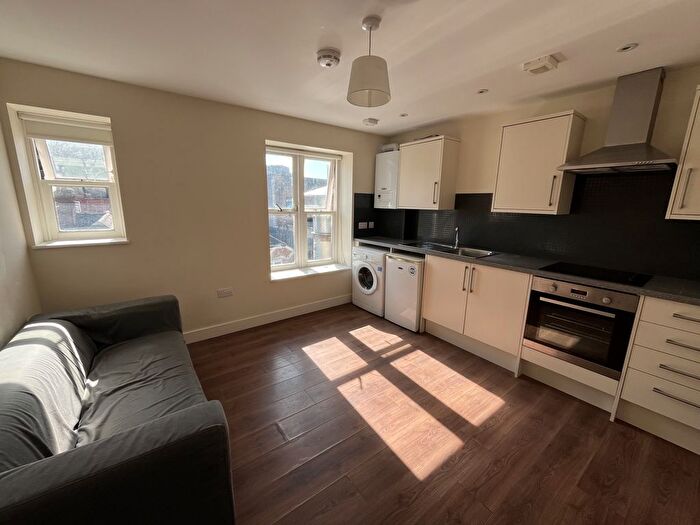 1 Bedroom Flat To Rent In - Old Christchurch Road, Bournemouth, BH1