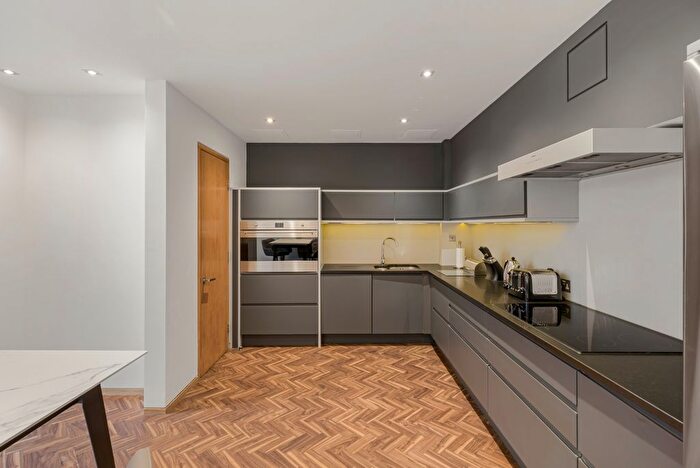 4 Bedroom Town House To Rent In Cheval Place, Knightsbridge, London, United Kingdom, SW7