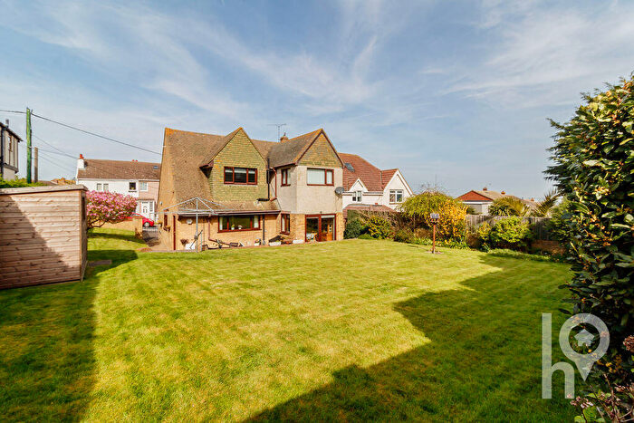 3 Bedroom Detached House For Sale In Seaside Avenue, Minster On Sea, ME12
