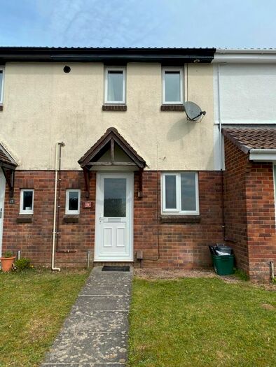2 Bedroom Terraced House To Rent In Corner Brake, Plymouth, PL6